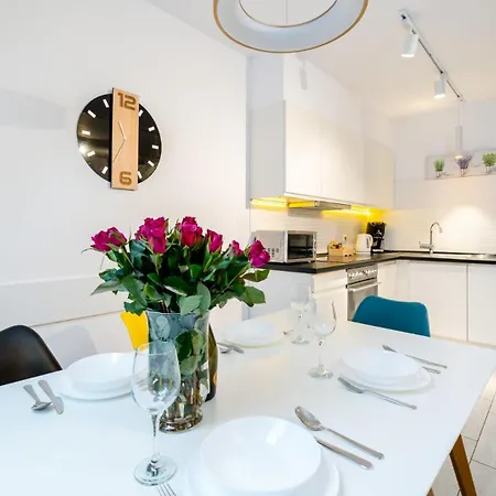 Wonder - Gorskie Z Kominkami, Bezplatnym Parkingiem I Placem Zabaw Na Terenie Kompleksu شقة *