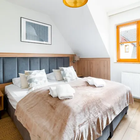 شقة Wonder - Gorskie Z Kominkami, Bezplatnym Parkingiem I Placem Zabaw Na Terenie Kompleksu كارباش