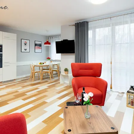 شقة Wonder - Gorskie Z Kominkami, Bezplatnym Parkingiem I Placem Zabaw Na Terenie Kompleksu كارباش