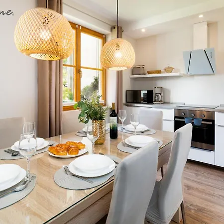 Apartment Wonder - Gorskie Z Kominkami, Bezplatnym Parkingiem I Placem Zabaw Na Terenie Kompleksu