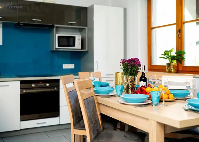 شقة Wonder - Gorskie Z Kominkami, Bezplatnym Parkingiem I Placem Zabaw Na Terenie Kompleksu