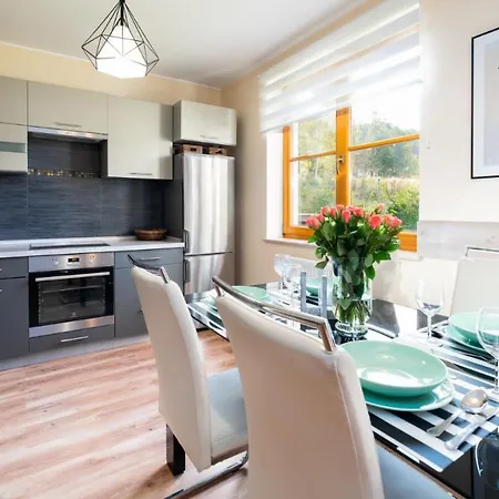 Wonder - Górskie Z Kominkami, Bezpłatnym Parkingiem I Placem Zabaw Na Terenie Kompleksu * Karpacz