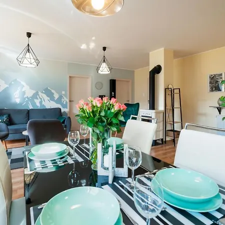 Wonder - Gorskie Z Kominkami, Bezplatnym Parkingiem I Placem Zabaw Na Terenie Kompleksu 아파트 카르파츠