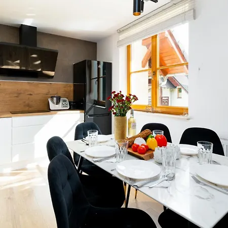 Apartmán Wonder - Gorskie Z Kominkami, Bezplatnym Parkingiem I Placem Zabaw Na Terenie Kompleksu