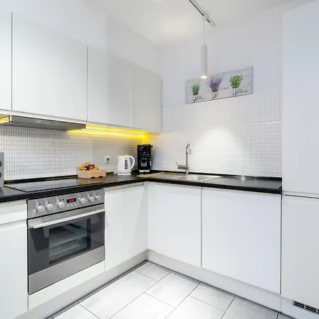 Wonder - Górskie Z Kominkami, Bezpłatnym Parkingiem I Placem Zabaw Na Terenie Kompleksu