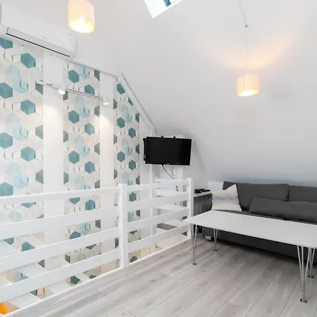 Apartament Wonder - Górskie Z Kominkami, Bezpłatnym Parkingiem I Placem Zabaw Na Terenie Kompleksu Karpacz